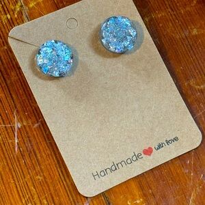 Silver sparkly 12mm studs!